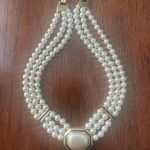 Napier Elegant Pearl and Gold Necklace